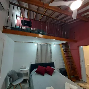 אורחן Magdalene's House, לרנקה