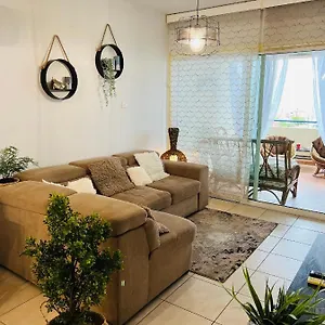 אכסניה Carisa, לרנקה